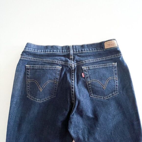 LEVI'S // Straight leg 505 // Size 10 // EUC - Picture 7 of 8